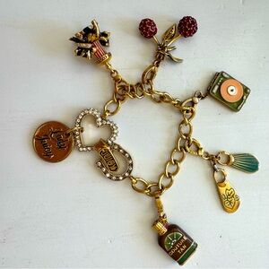 JUICY COUTURE Gold Tone Charm Bracelet Yorkies dogs Record Player sunscreen